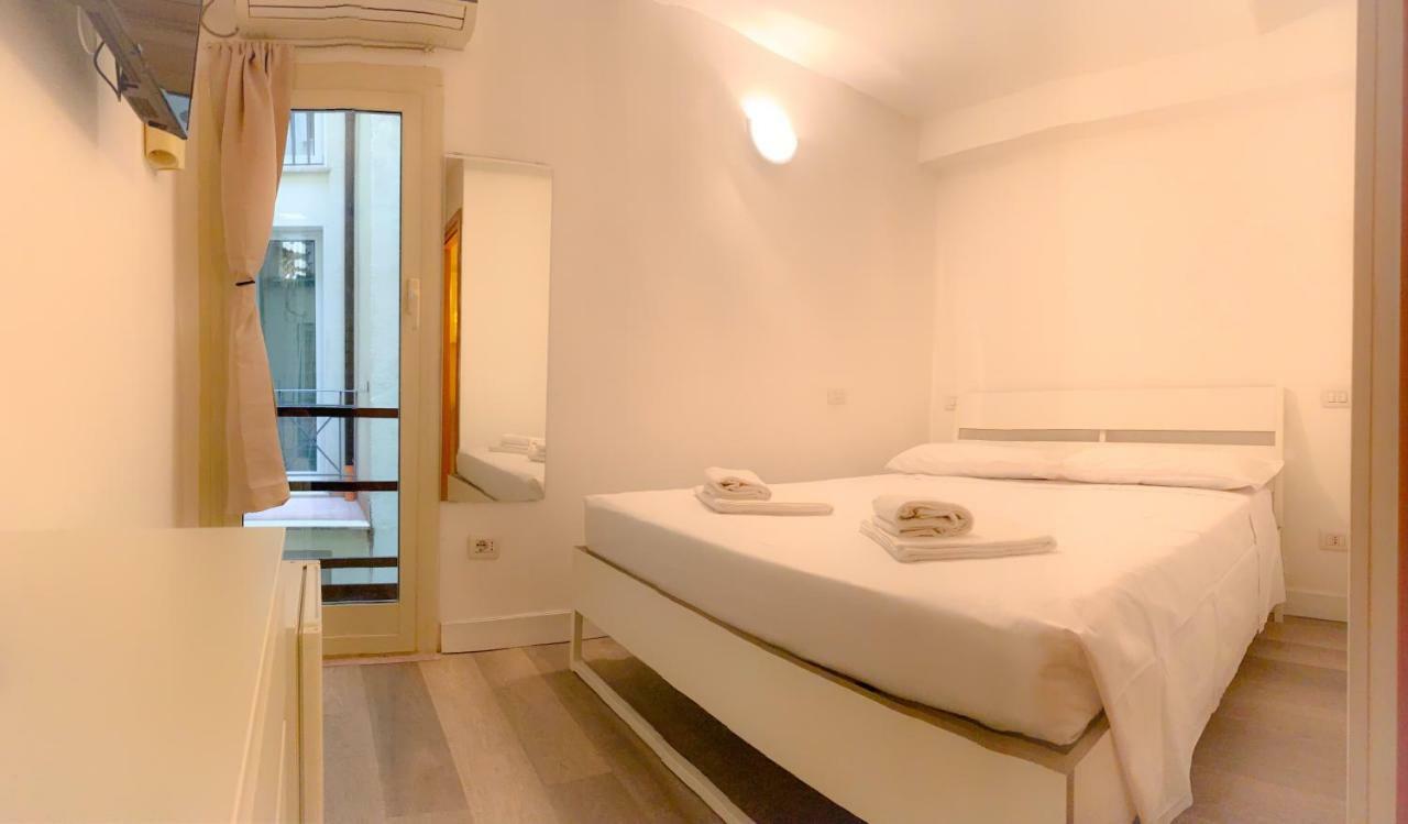 Pied A Terre Barberini Hotel Rome Exterior photo