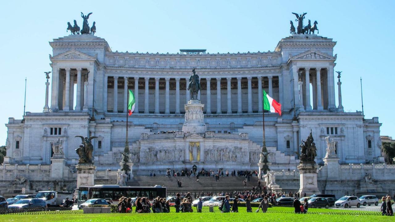 Pied A Terre Barberini Hotel Rome Exterior photo